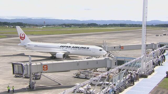 【日本航空】出発前のJAL機内から煙　乗客236人全員が避難　鹿児島空港でトラブル